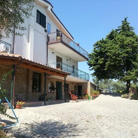 Bed & Breakfast Villa Flora Eredita Exterior foto